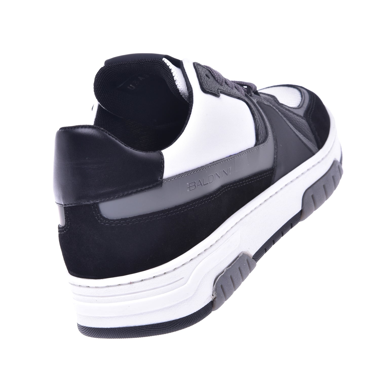 Baskets basses en cuir et tissu noir et blanc