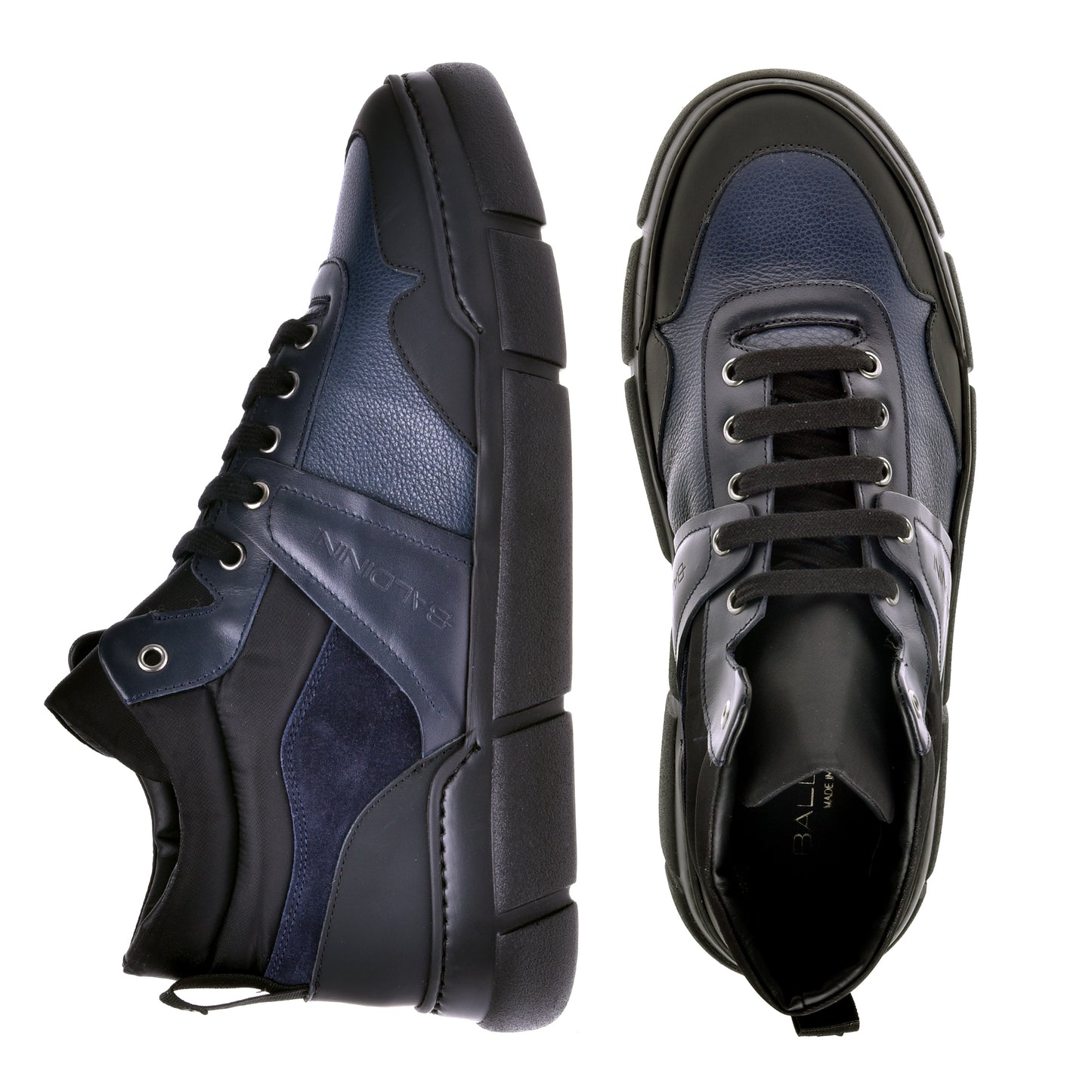 Sneakers montantes en cuir bleu marine et tissu noir