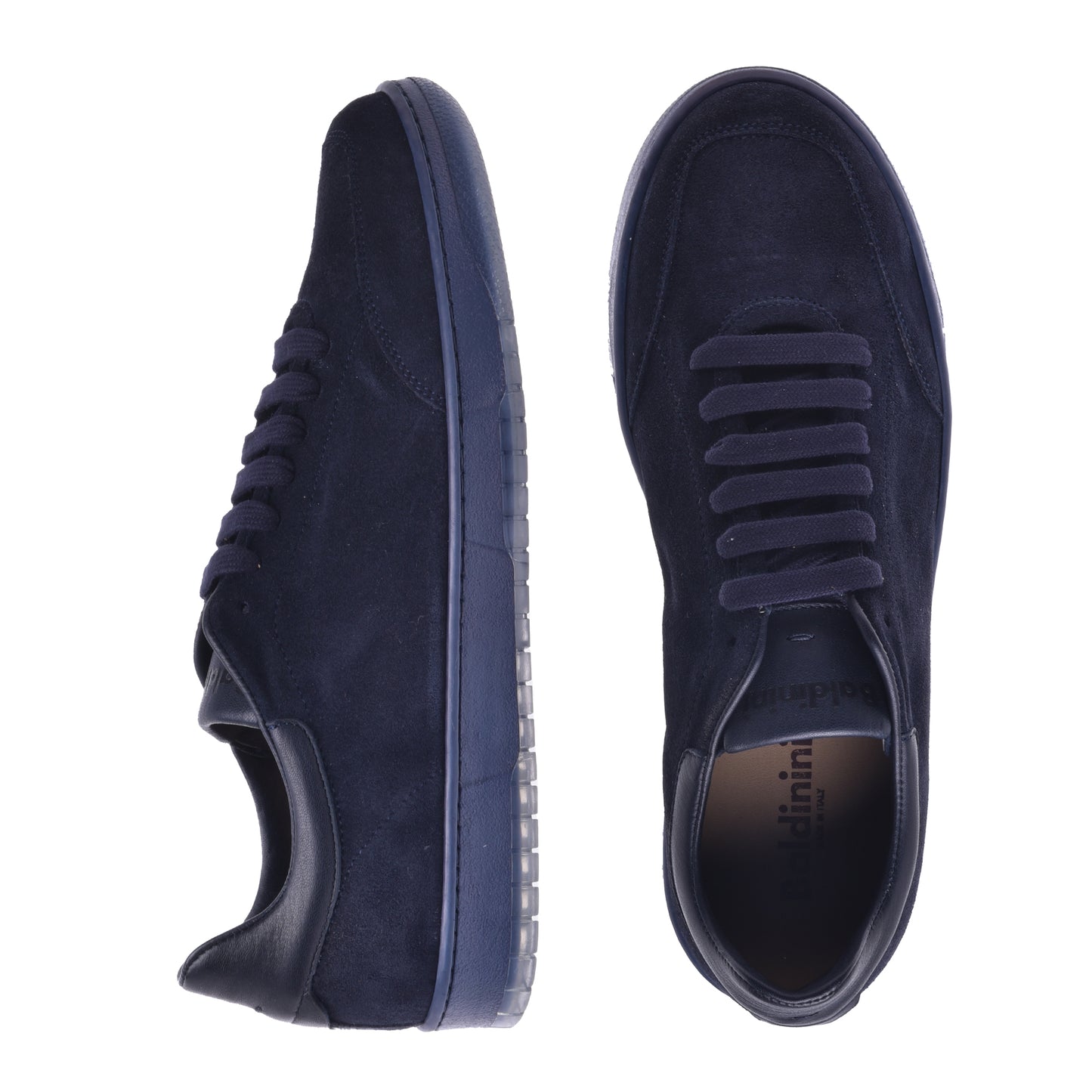 Basket basse en daim bleu