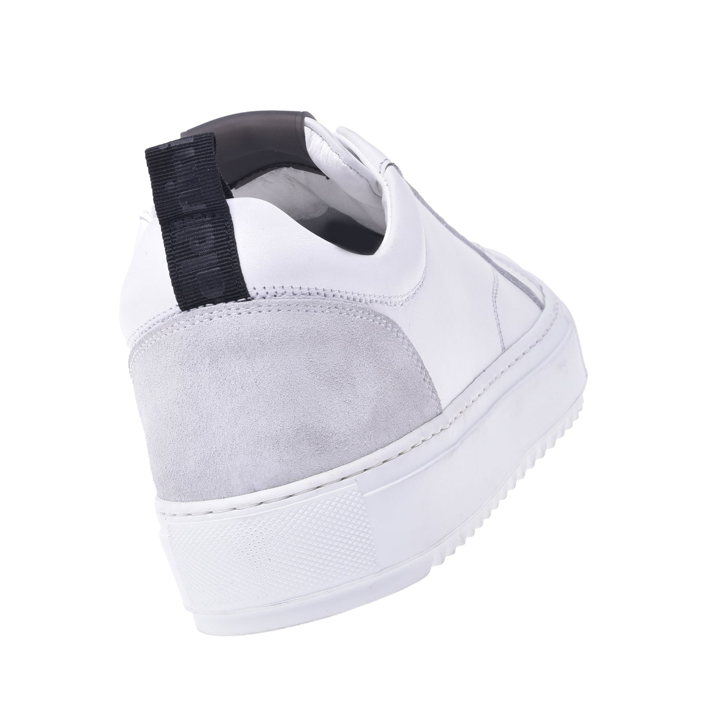Basket basse en cuir de veau blanc