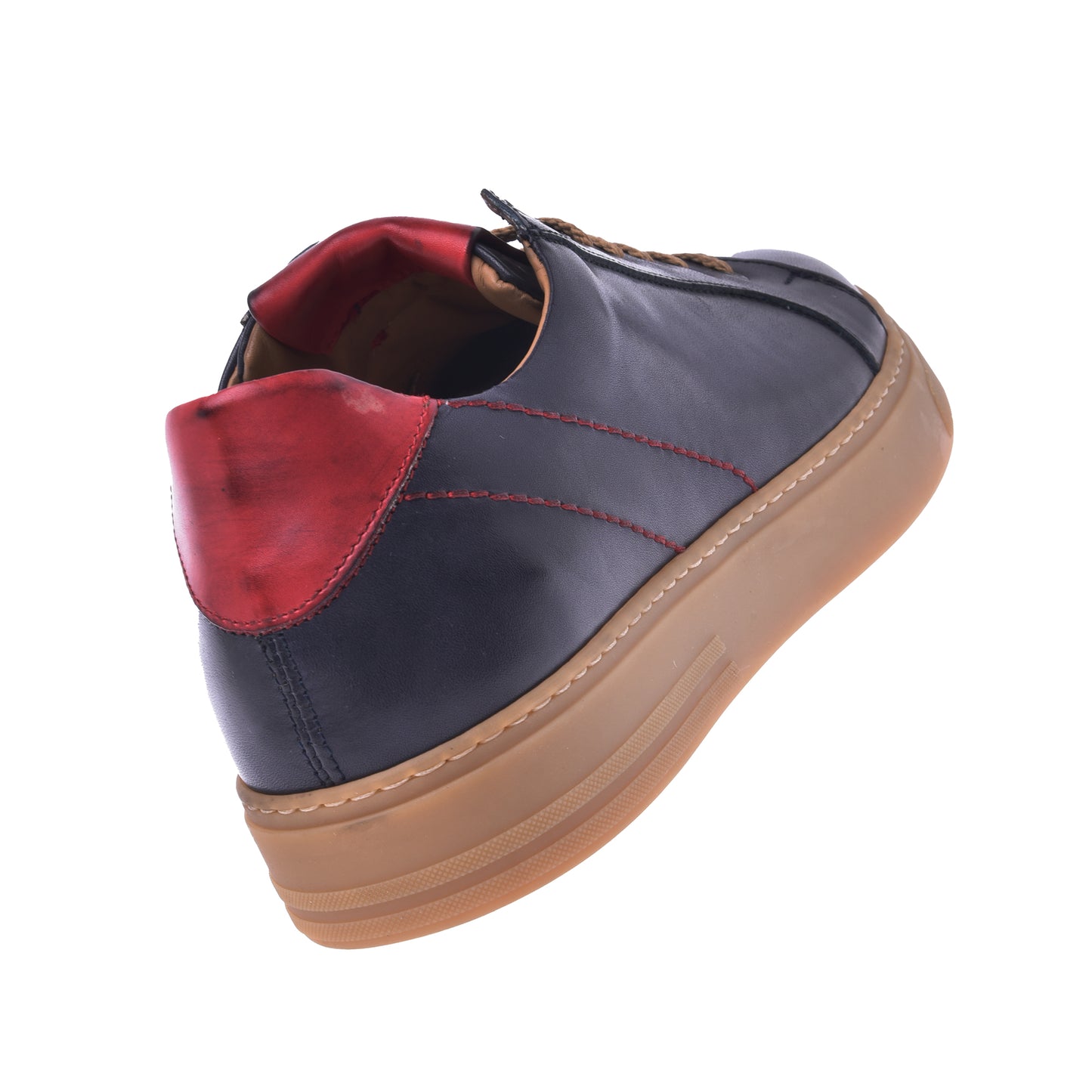 Basket basse en cuir de veau brossé noir