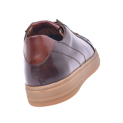 Basket basse en cuir de veau brossé marron foncé