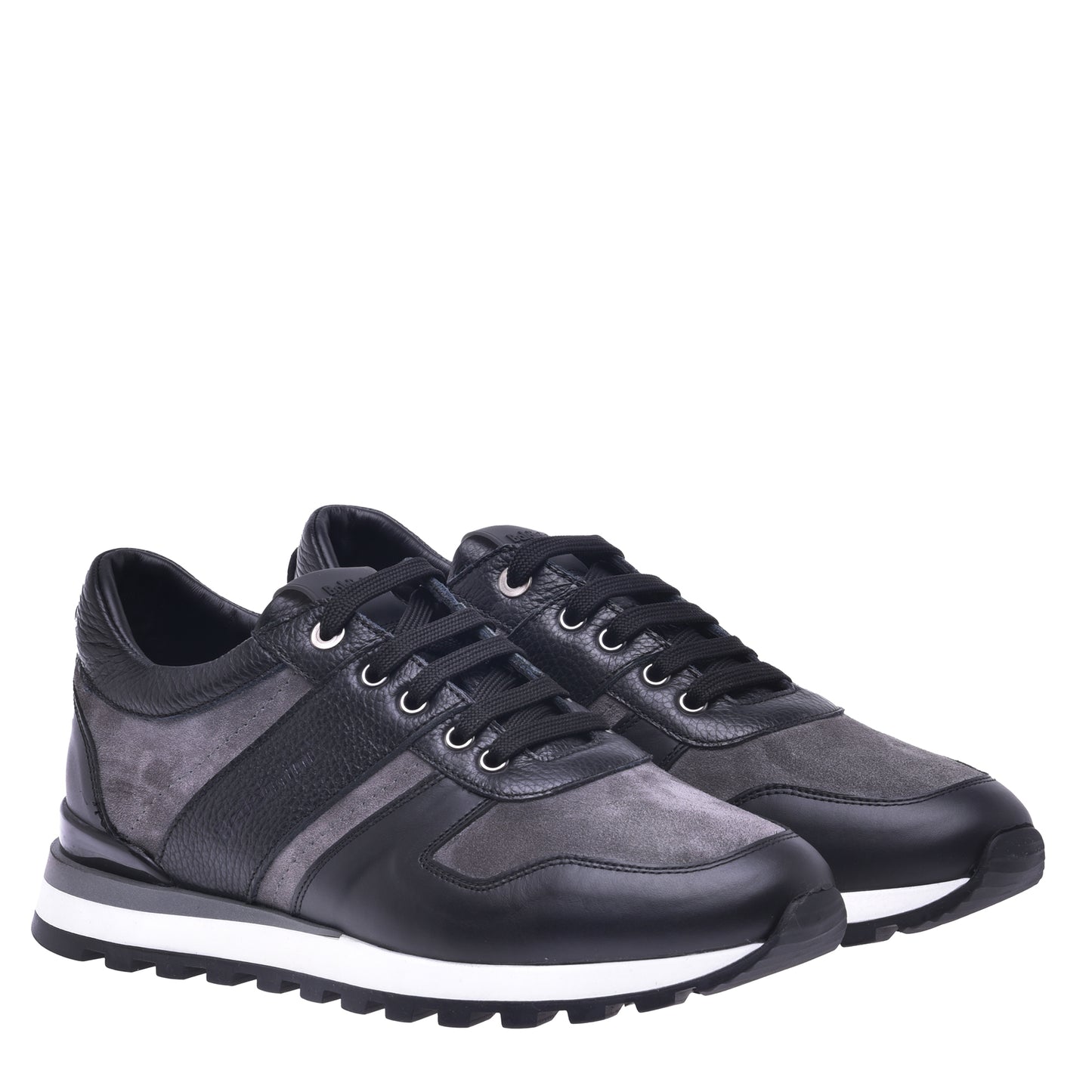 Basket basse en daim gris et cuir de veau noir
