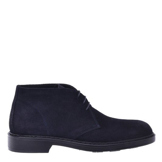 Lace-up boots in blue suede