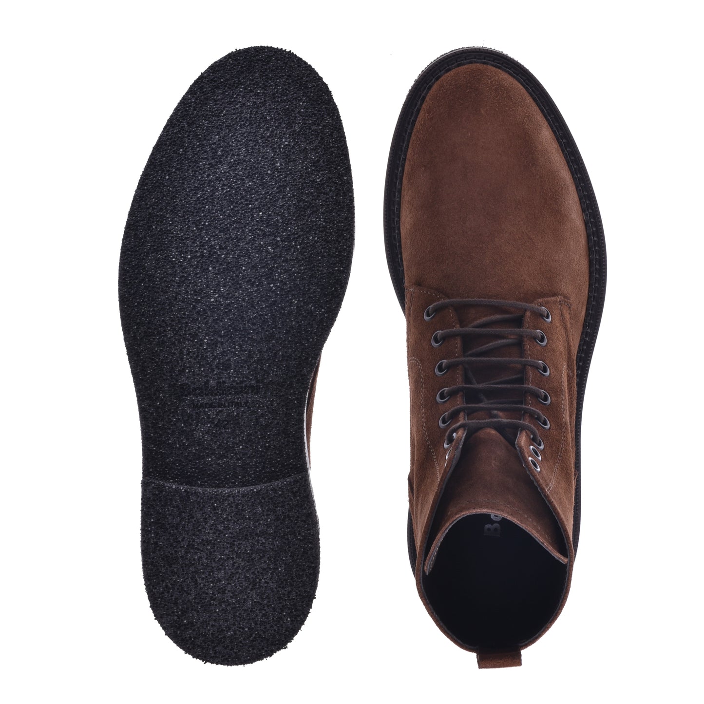 Ankle boots in tan suede