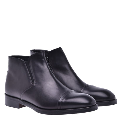 Ankle boots in black calfskin