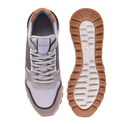 Sneakers in camoscio e tessuto taupe