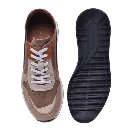 Sneakers en daim taupe