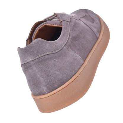 Sneakers en daim taupe