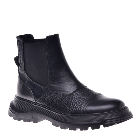 Black calfskin ankle boots