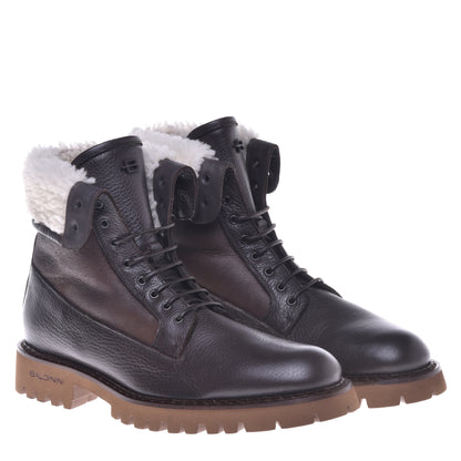 Ankle boot in dark brown leather