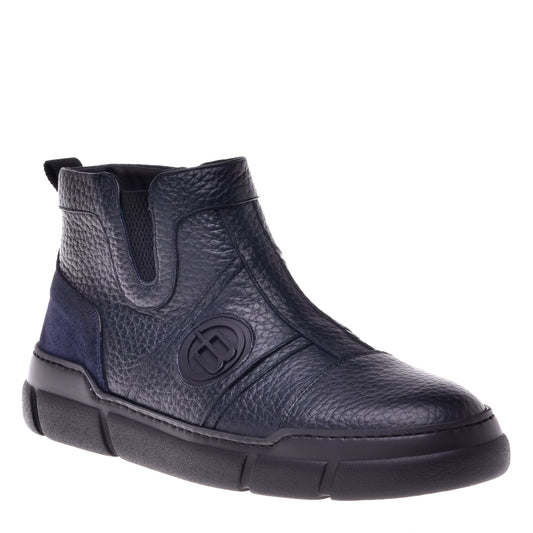 Ankle boots in electric blue calfskin