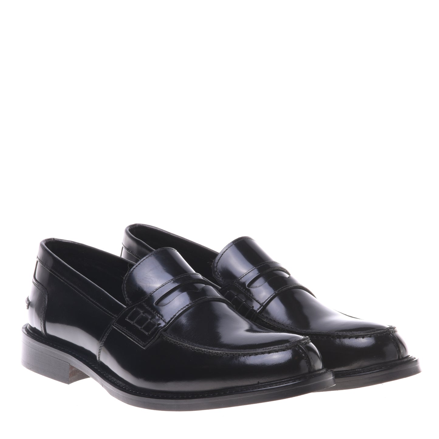 Mocassins noirs en cuir de veau brillant