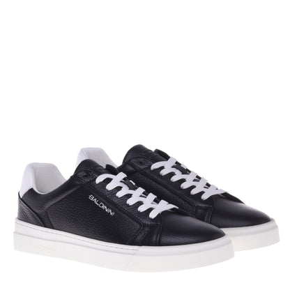 Sneakers noires en cuir foulonné