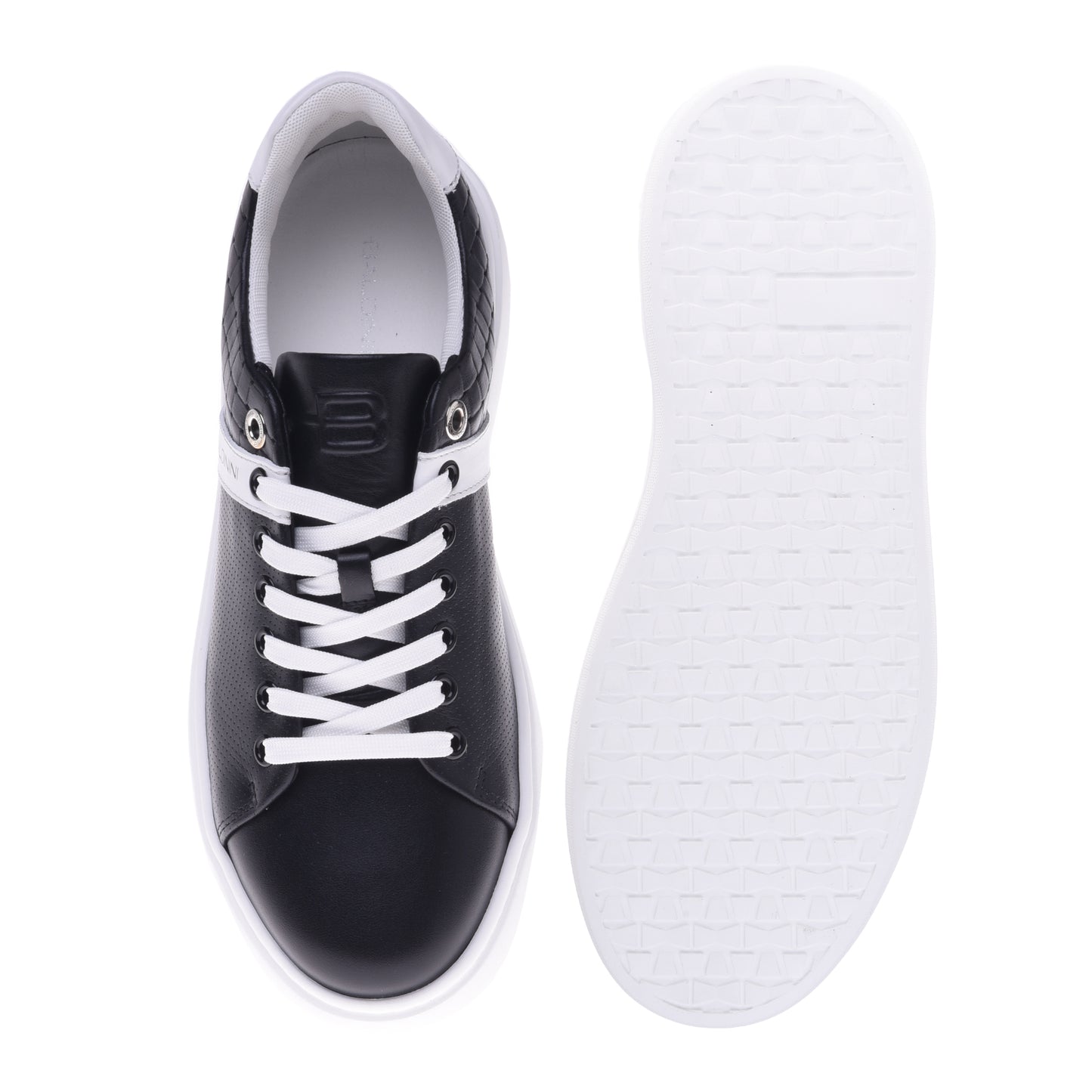 Sneakers noires à motif tressé