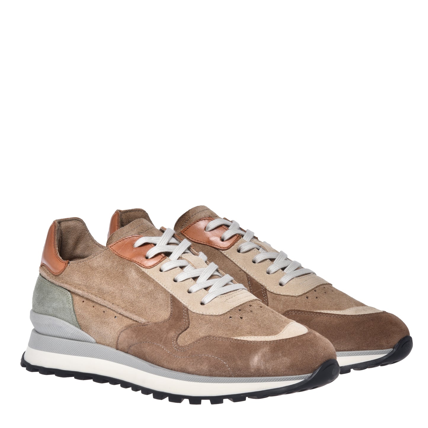 Sneakers en daim beige et taupe