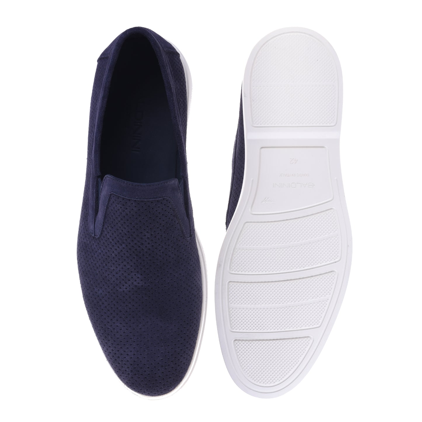 Mocassins bleus en daim perforé