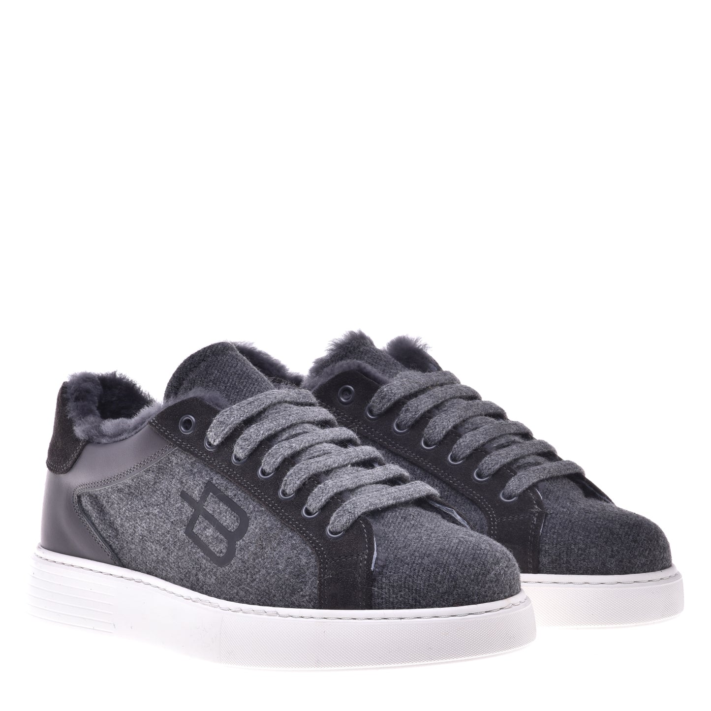 Baskets gris foncé en tissu et cuir