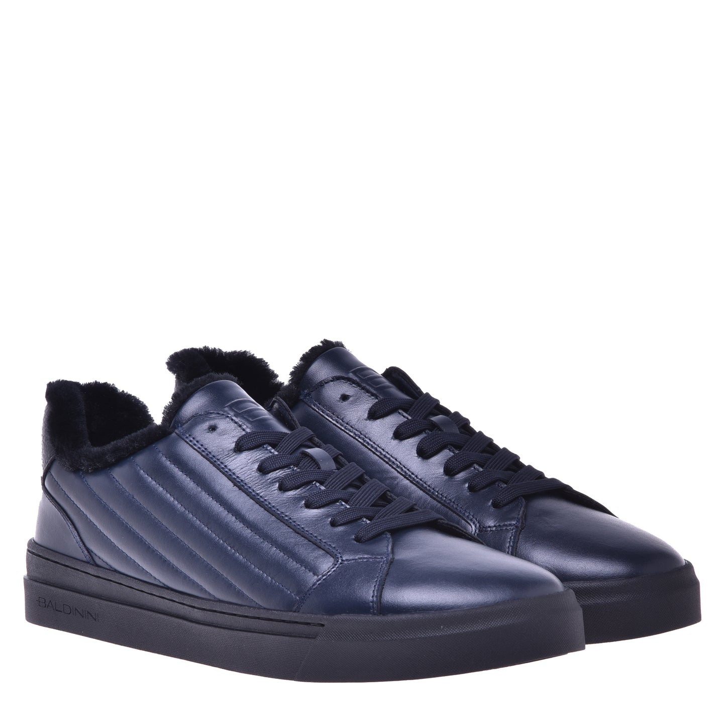 Baskets en cuir et cuir matelassé bleu foncé