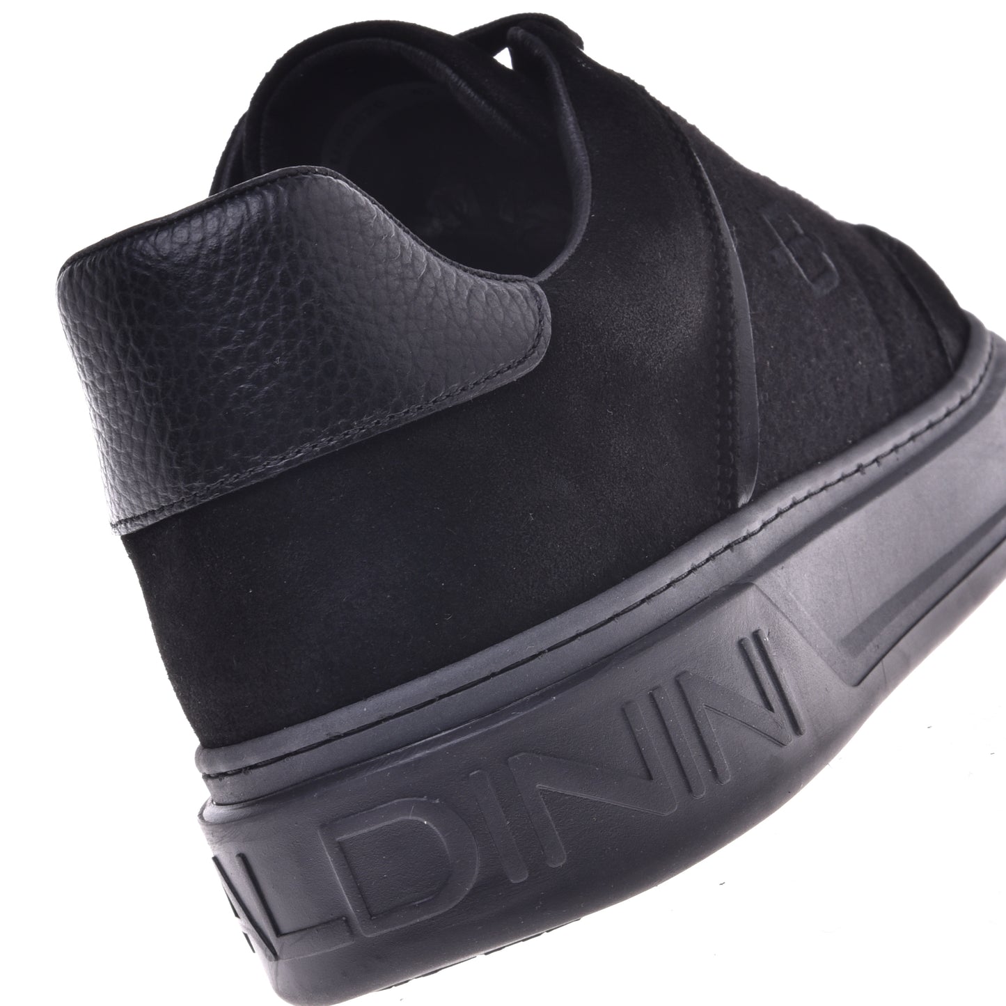 Baskets en daim et tissu noir