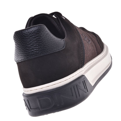 Baskets en daim et tissu marron foncé