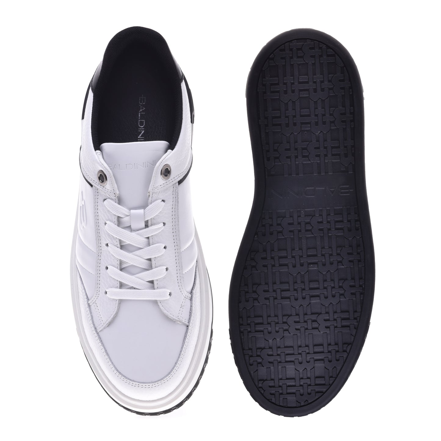 Baskets en cuir foulonné et cuir blanc