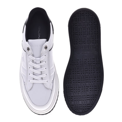 Baskets en cuir foulonné et cuir blanc