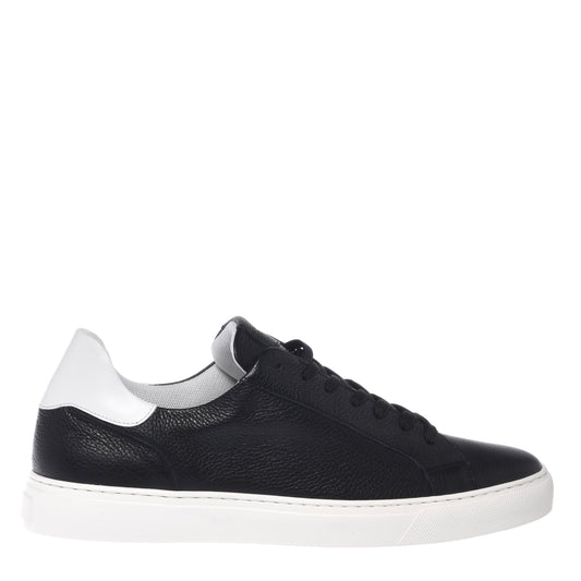 Black grained leather sneaker