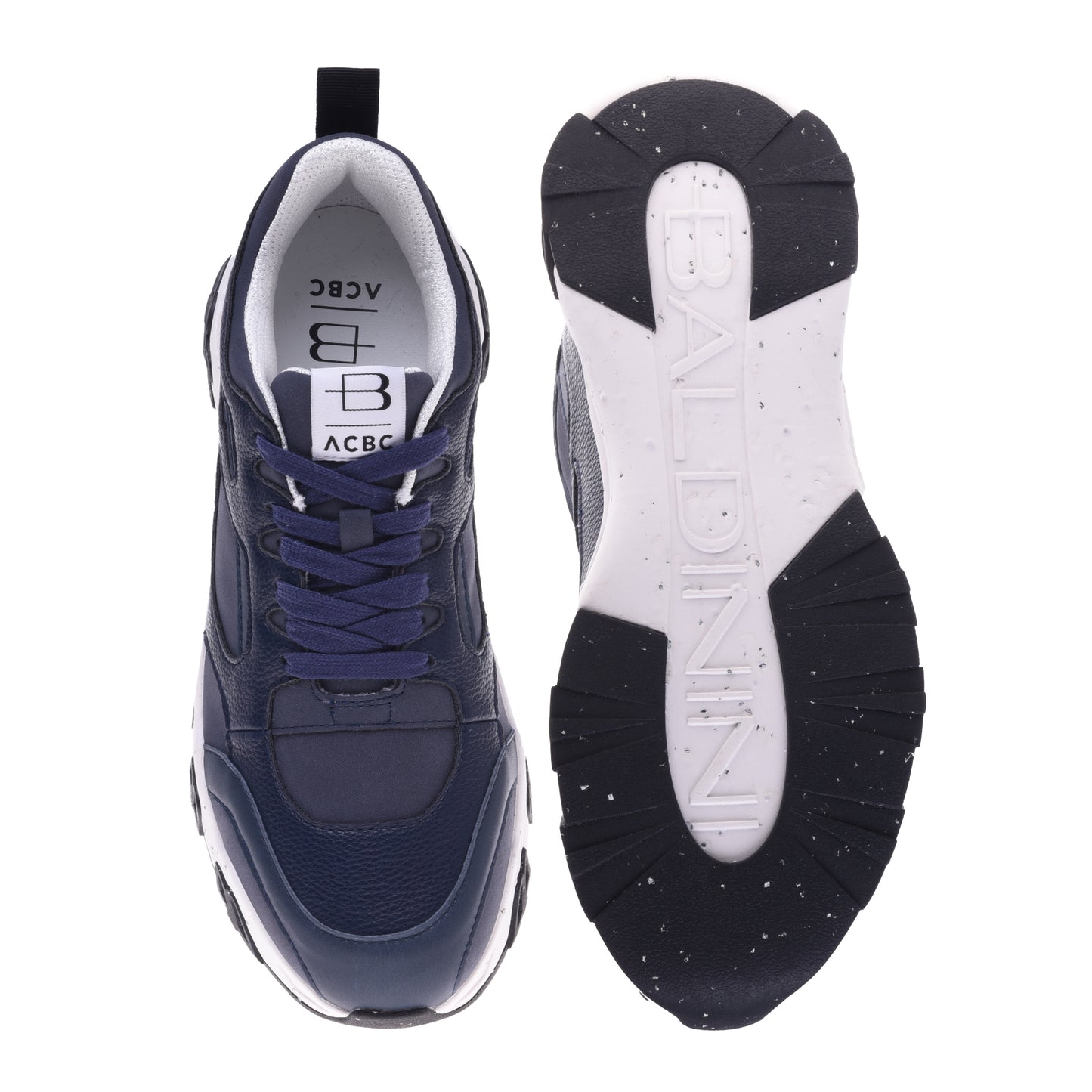 Baskets bleues en simili cuir