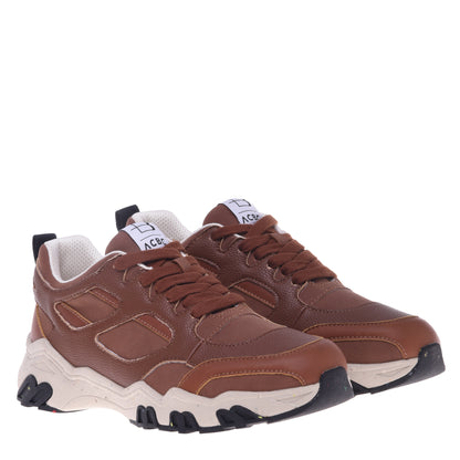 Baskets en simili cuir brun