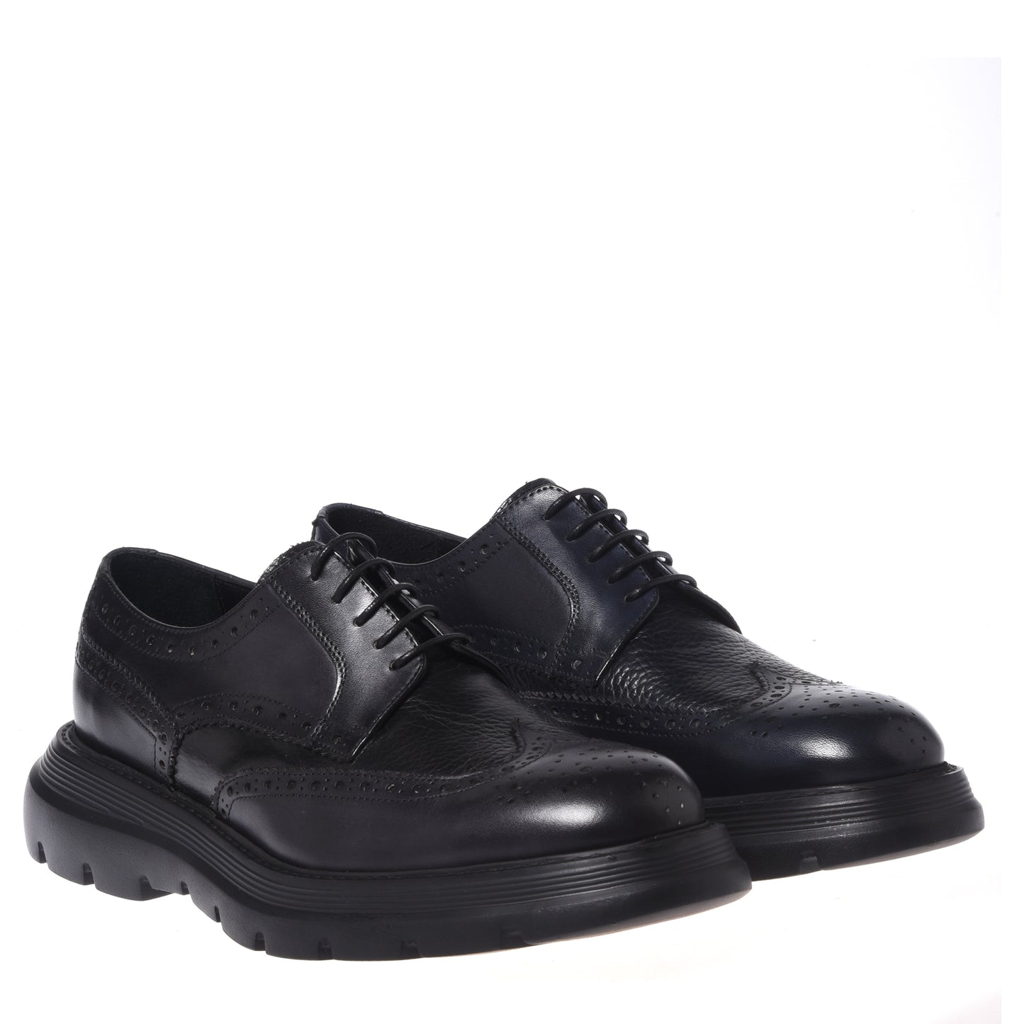 Blue lace-up shoes in washed and tumbled leather