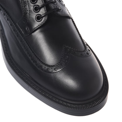 Chaussures à lacets cuir noir﻿