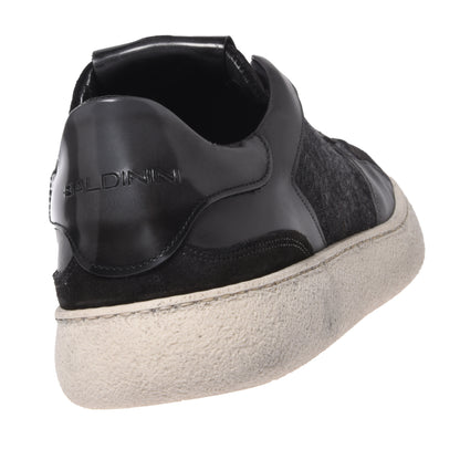 Sneakers in pelle scamosciata e lana grigia