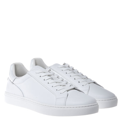 White leather sneaker
