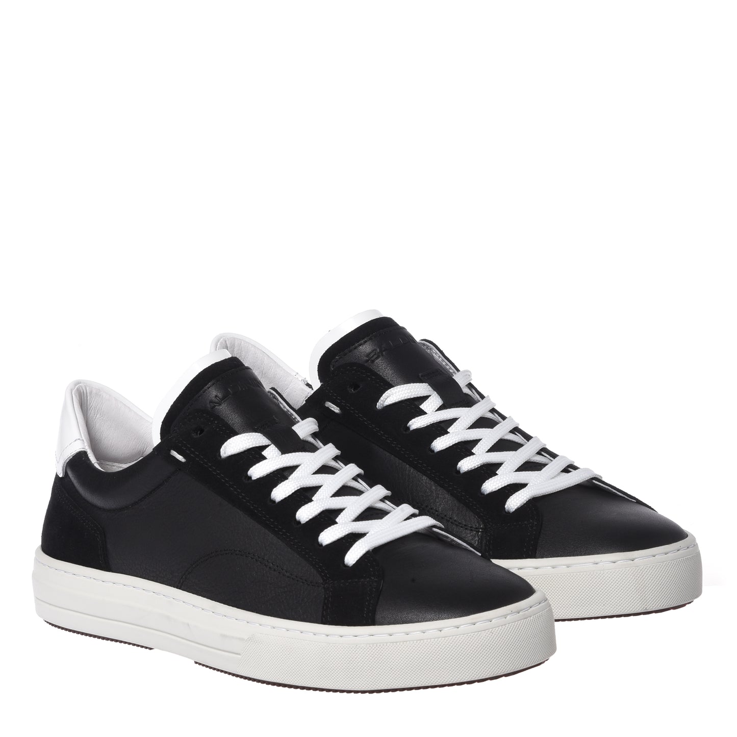 Sneakers noires en cuir et daim