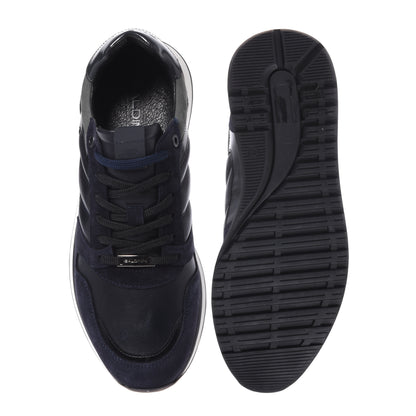 Sneakers in pelle scamosciata e blu