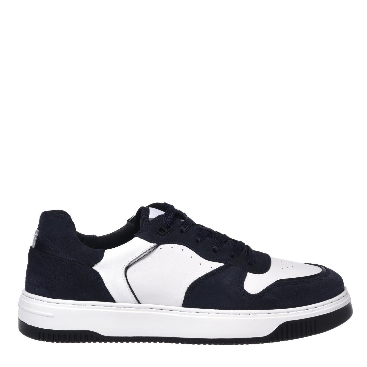 Sneaker en daim bleu et cuir blanc