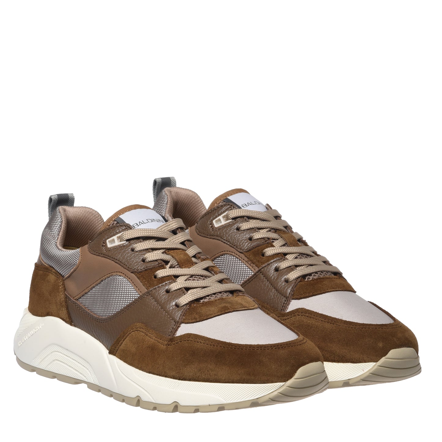 Sneaker in pelle scamosciata marrone e tessuto bianco sporco