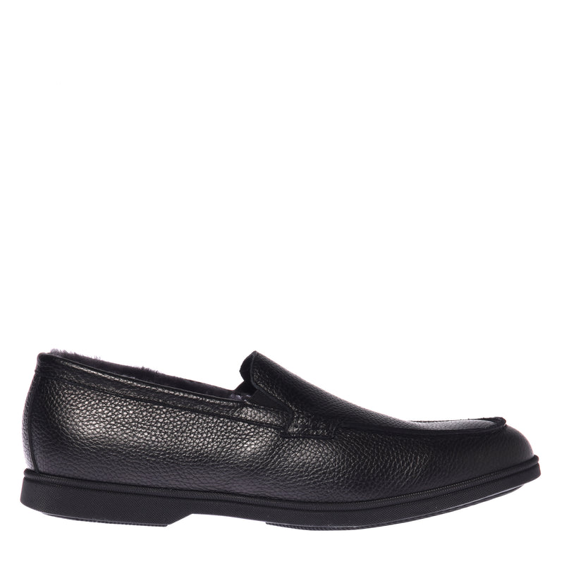 Slip-ons noirs en cuir foulonné
