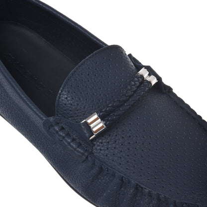 Mocassin en cuir grainé bleu ajouré