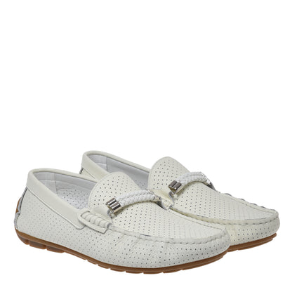 Mocassin en perforé cuir grainé blanc