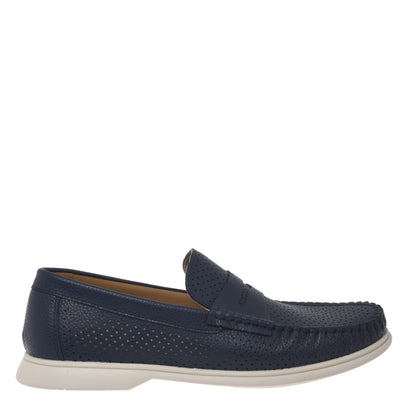 Mocassin en cuir grainé bleu ajouré
