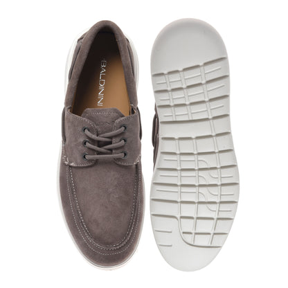 Mocassin en cuir daim taupe