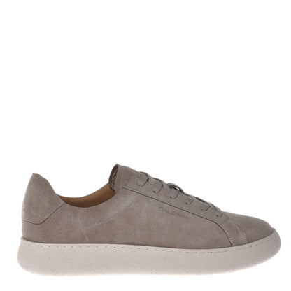 Beige suede sneaker