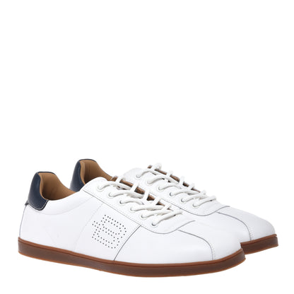 White leather sneaker