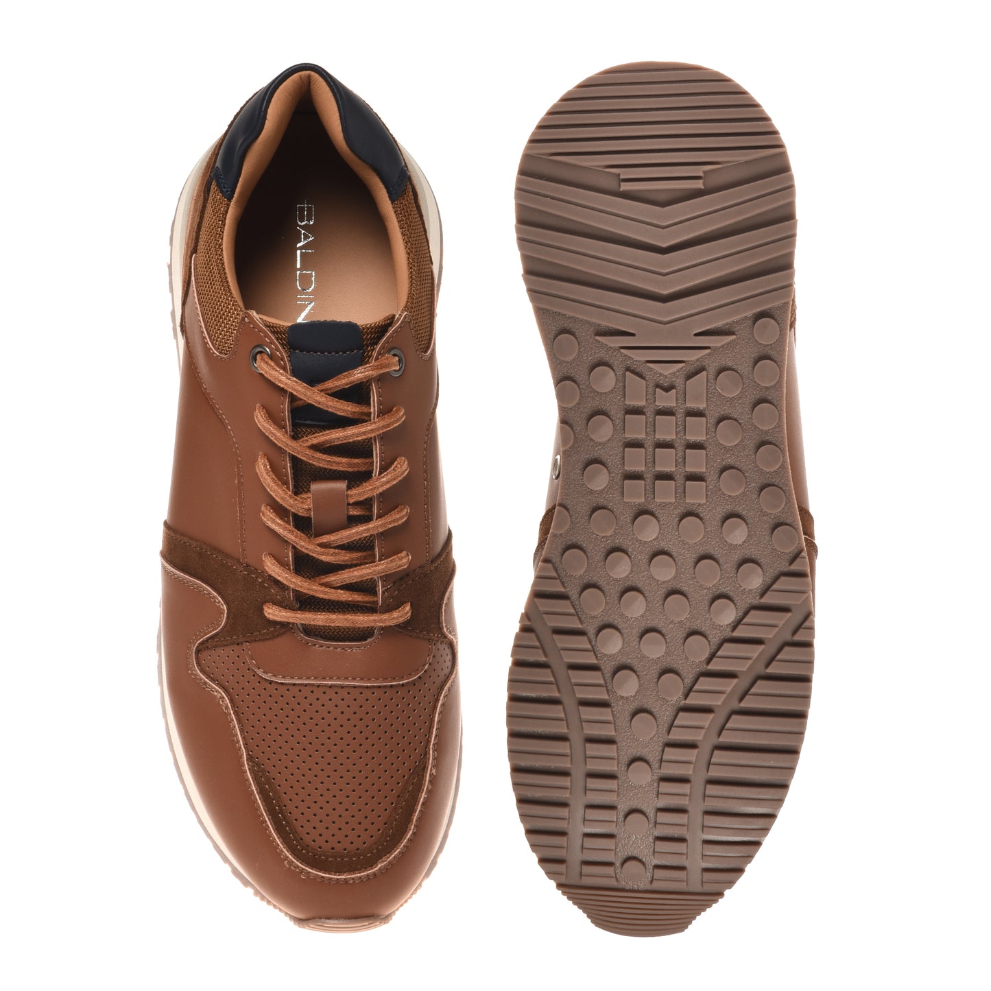 Brown leather sneaker