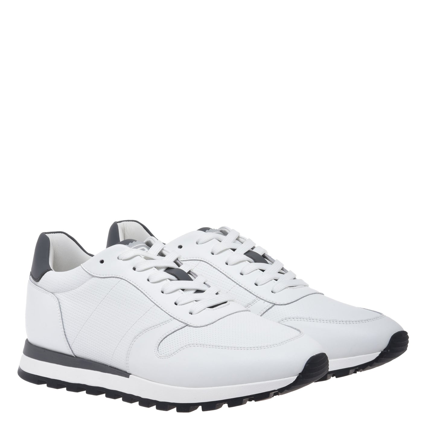 White leather sneaker with woven-effect print