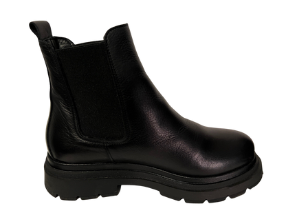 Stivaletto in pelle nera