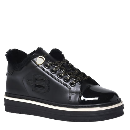 Baskets vernies en cuir noir
