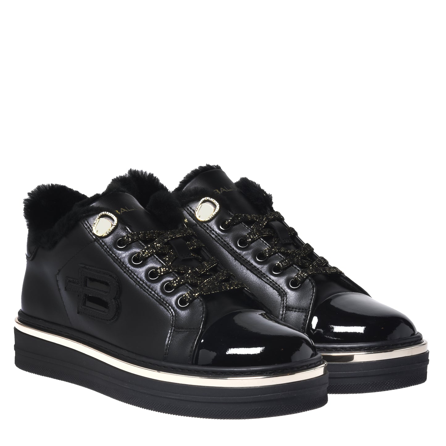 Baskets vernies en cuir noir